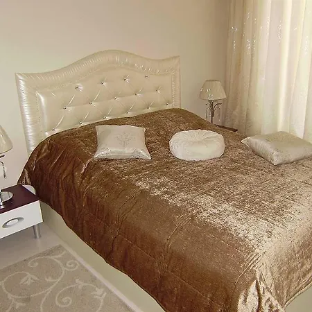 Galina Cabacum Beach Apartment *